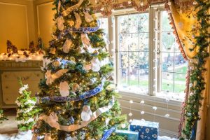 The Story of America’s First Christmas Tree